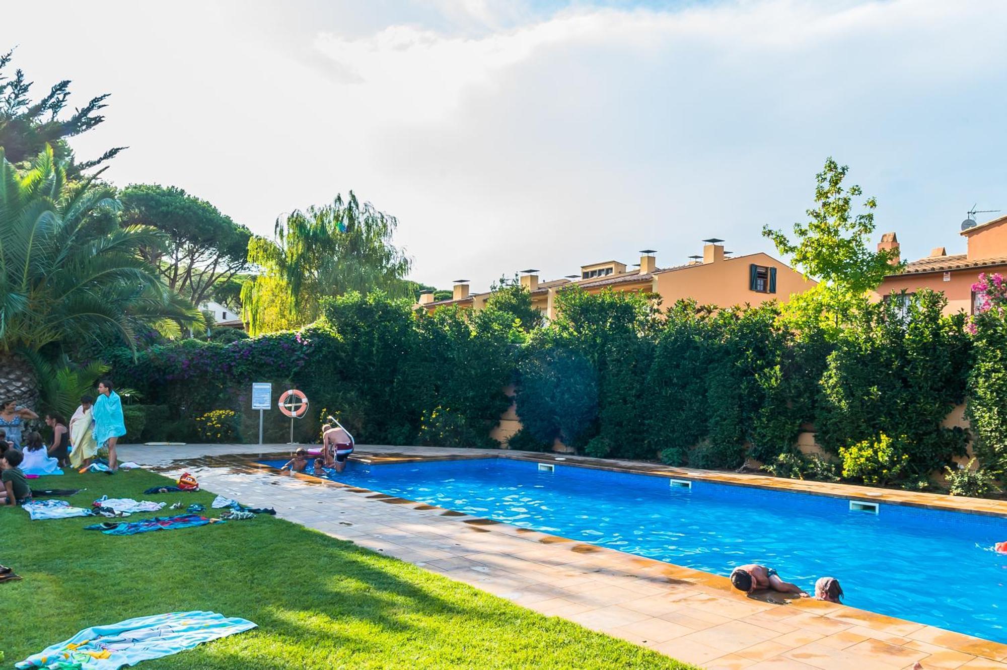 Ao-4 2 Pax Calella De Palafrugell